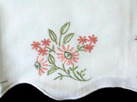 PR Vintage Pillowcases Embroidered Flowers Tubing