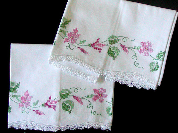 PR Vintage Pillowcases Pink Flowery Vines Crochet Lace Tubing